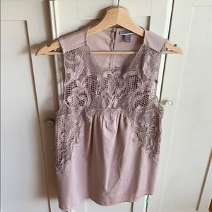 Chelsea 28 top with lace